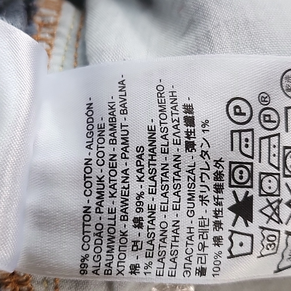 Levi's Cuffed Jean Short Size 32 - Picture 7 of 12